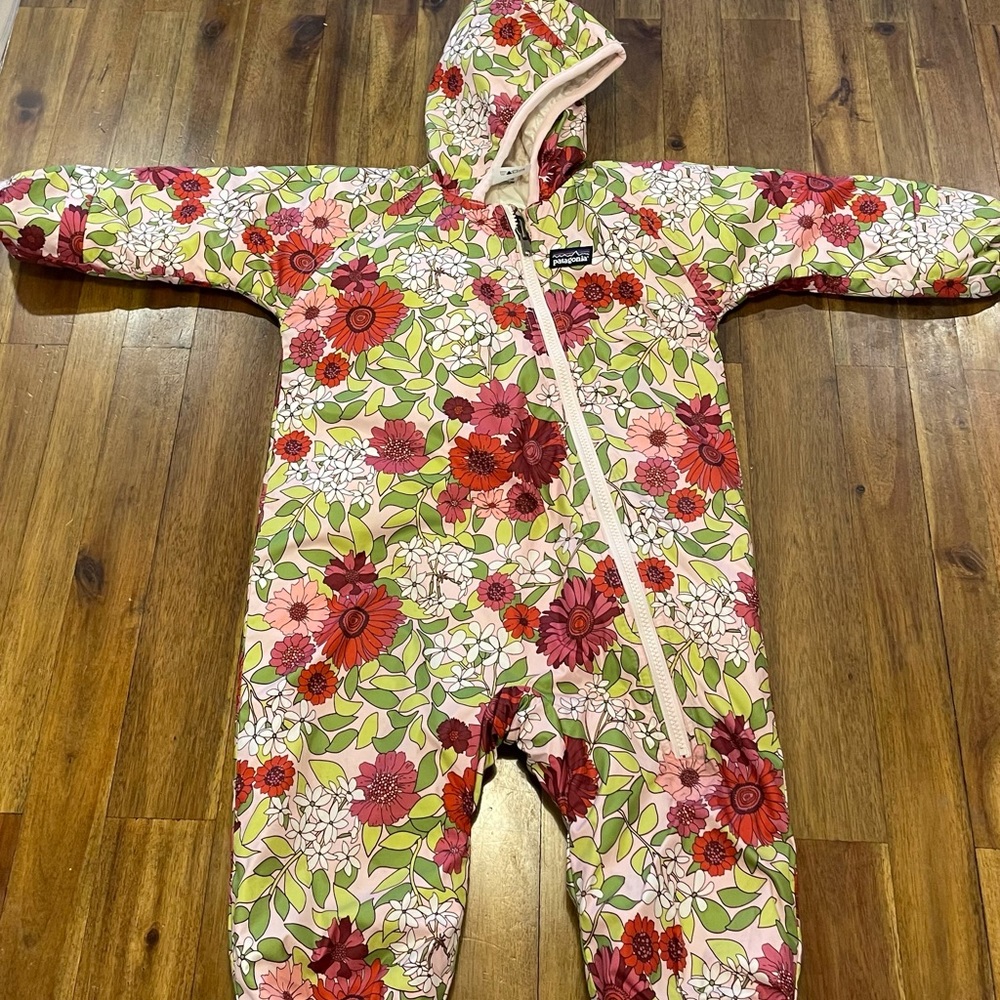 Little girl Winter clothes Patagonia bunting